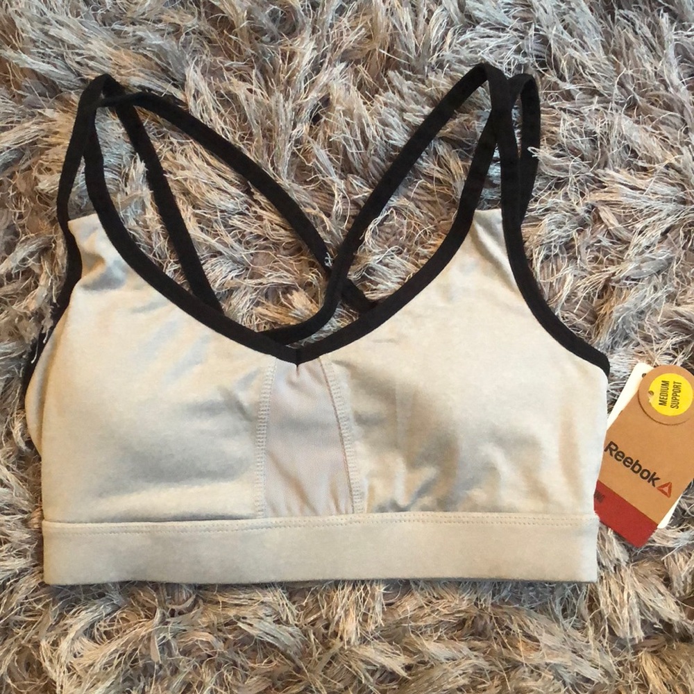 Reebok medium support sports bra